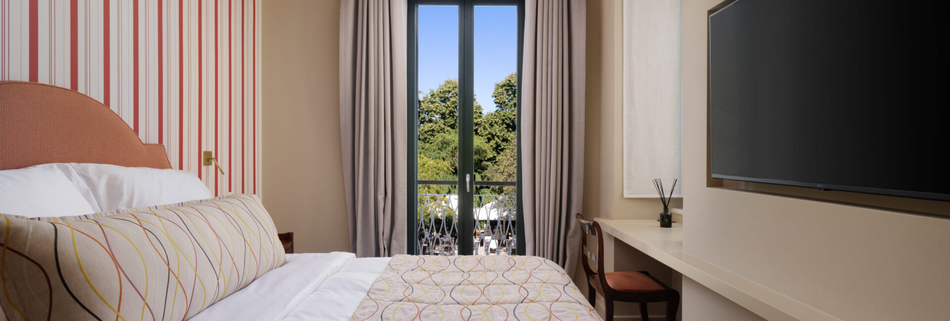 Classic Double Rooms with Private Balcony